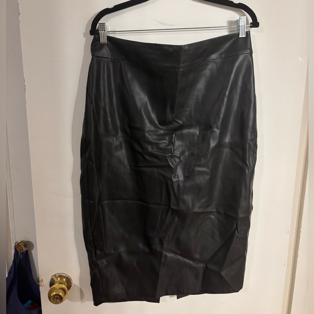 Universal Standard Black Pencil Skirt Knee-Length Work